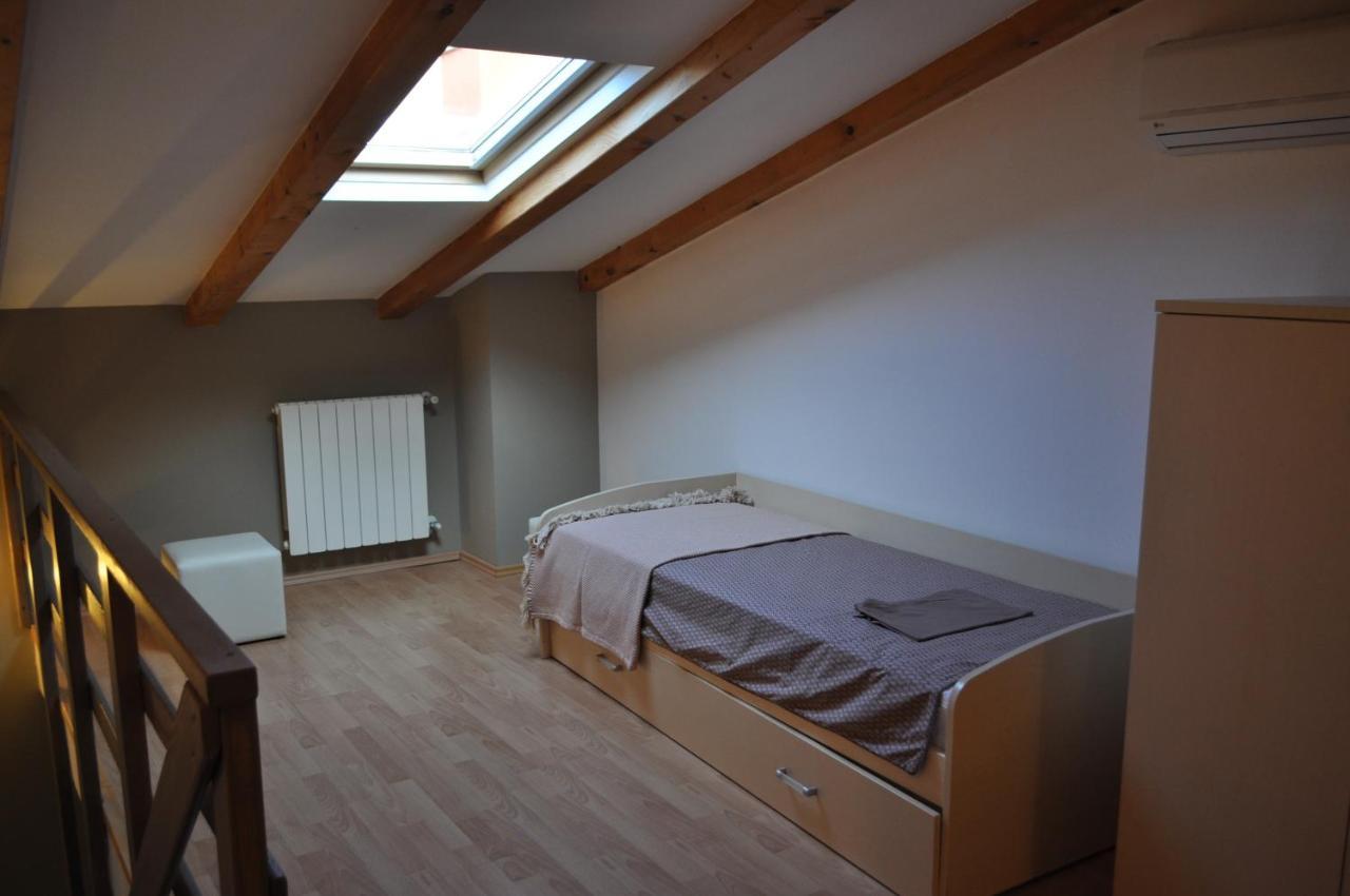 Kamenjak Volme, Cousy House With Pool 班约勒 外观 照片